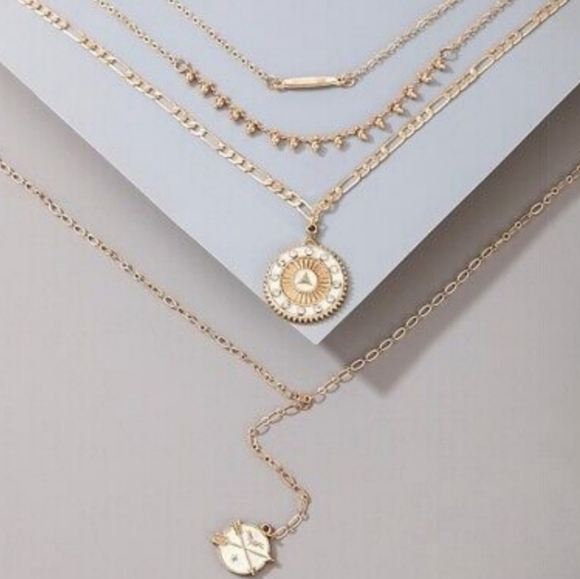 Boho Women's Gold Medalion Necklace - Picture 3 of 4